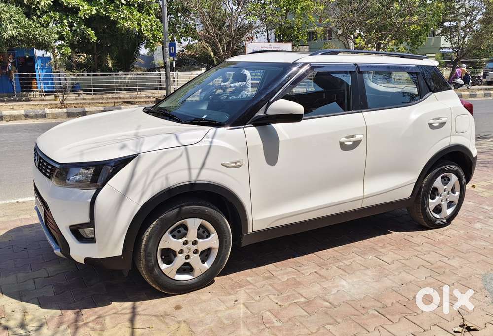 Mahindra Xuv300 W6, 2023, Petrol