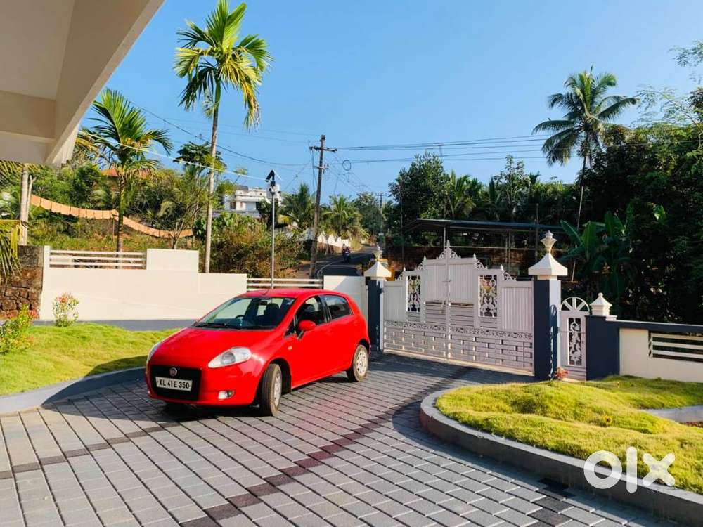 Fiat Punto 2011 Petrol 85000 Km Driven