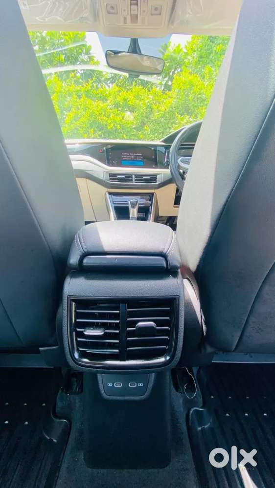 Volkswagen Virtus 1.0 Topline Tsi At, 2023, Petrol
