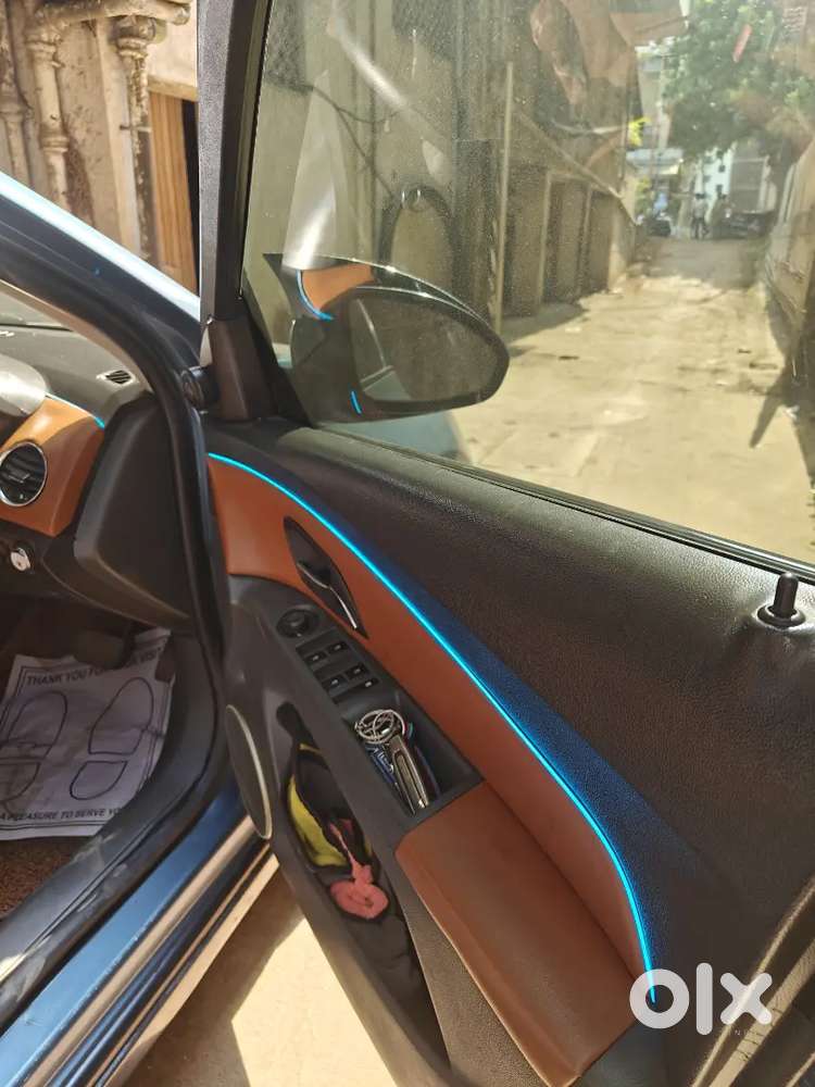 Chevrolet Cruze 2011 Ltz Automatic Top Model