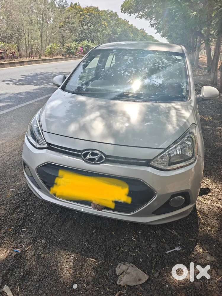 Hyundai Xcent 2015 Diesel Well Maintained