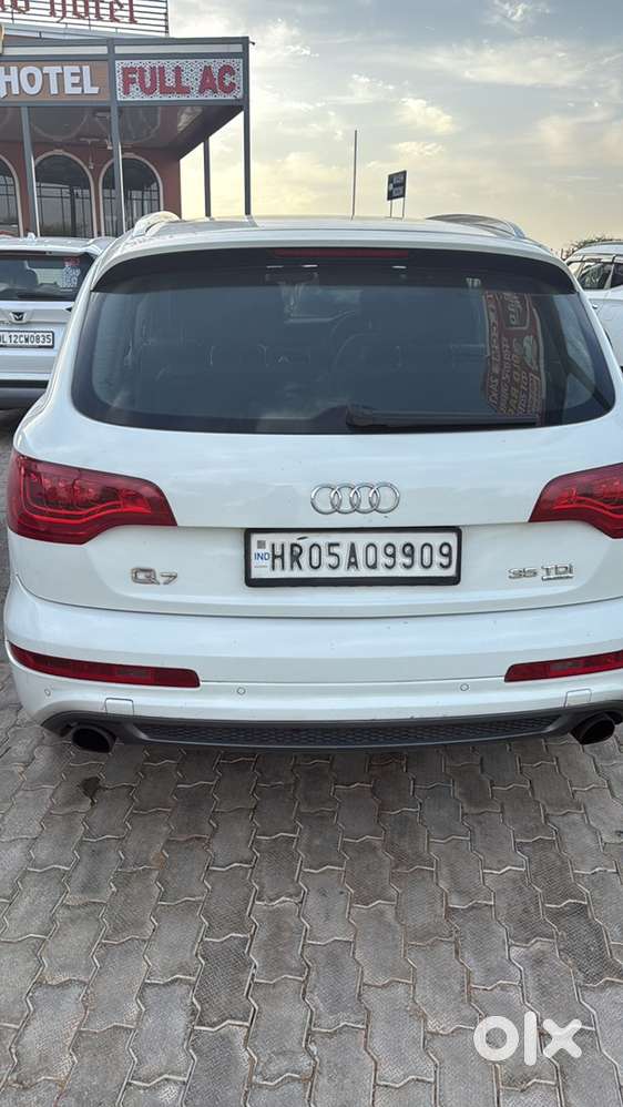 Audi Q7 2015 Diesel Well Maintained