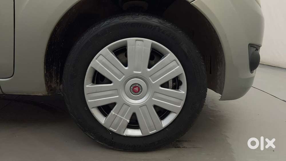 Ford Figo Petrol Zxi, 2012, Petrol