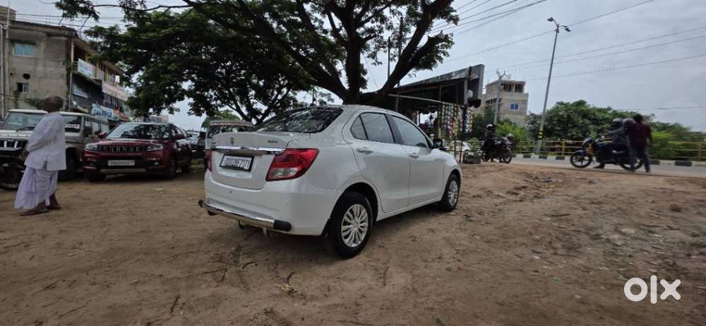 Maruti Suzuki Dzire 1.2 Vxi, 2019, Petrol