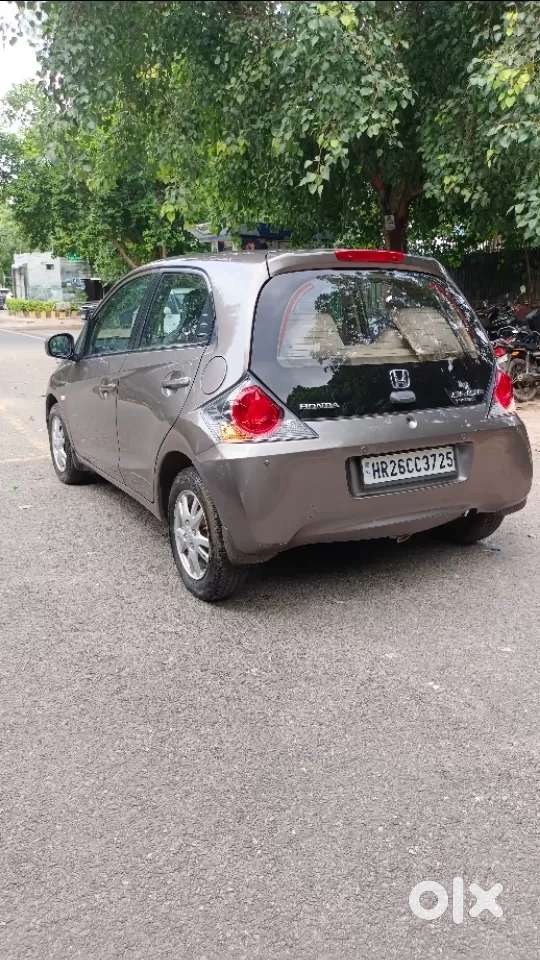 Honda Brio Vx Mt, 2013, Petrol