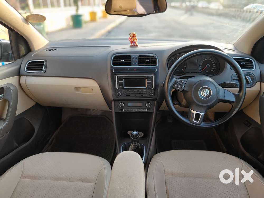 Volkswagen Vento 1.2 Tsi Highline Plus At, 2013, Petrol