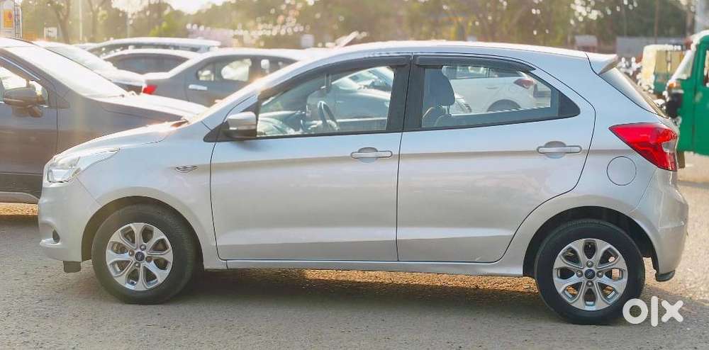 Ford Figo 1.2p Titanium Mt, 2015, Petrol