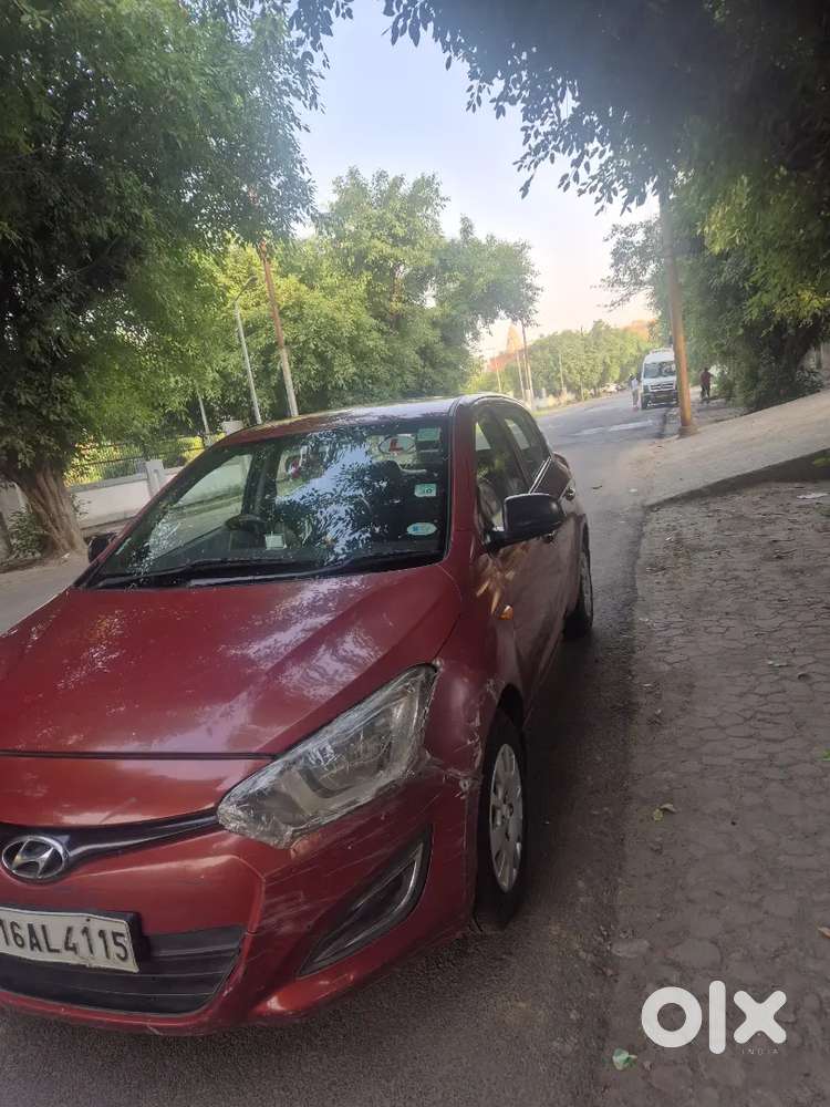 Hyundai I20 2012 Petrol 96000 Km Driven