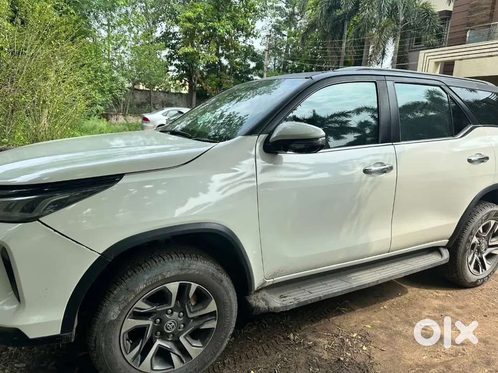 Toyota Fortuner Legender 2021 Diesel 4x2 At