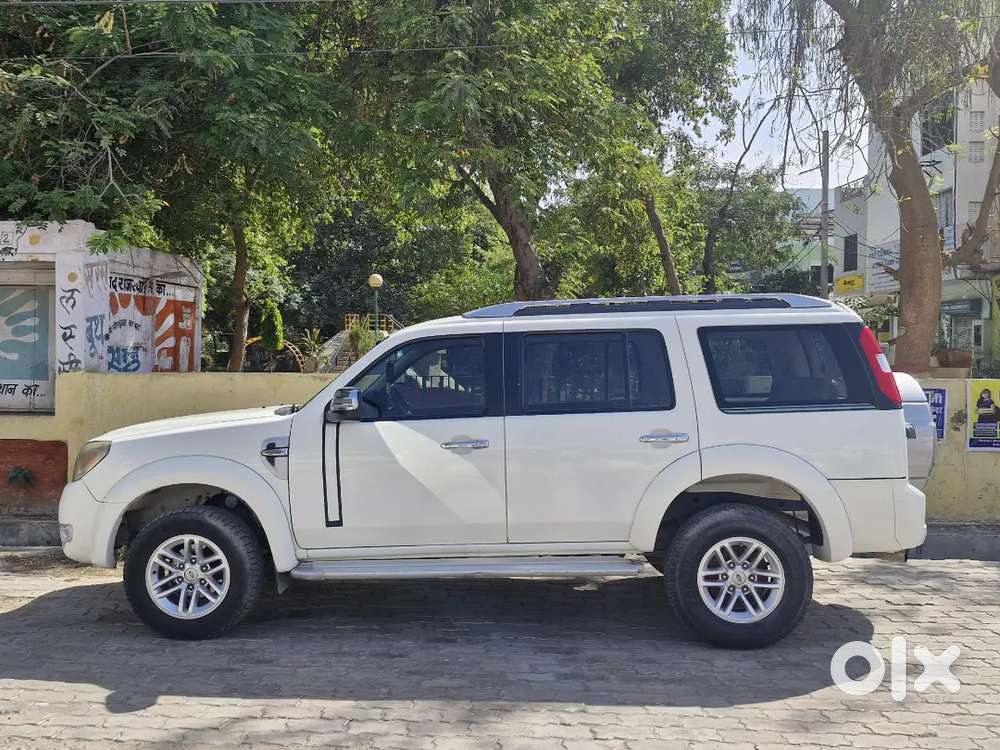 Ford Endeavor 2.5 Brand New Condition