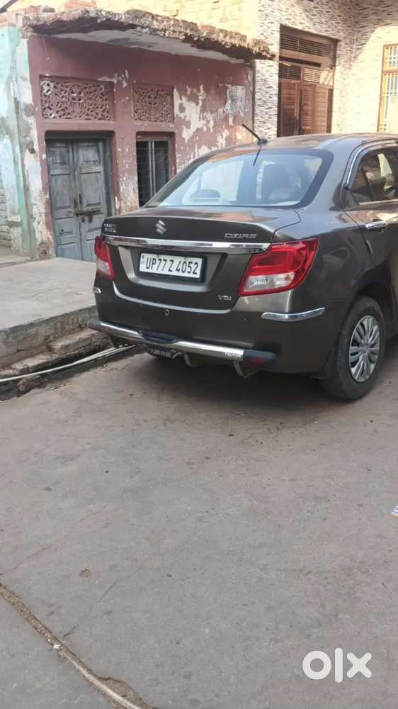 7 Seater Purchase. Gadi Mai Koi Kaam Nahi Hai