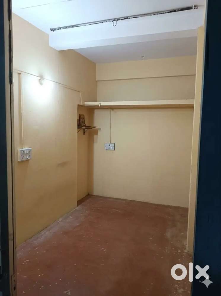First Floor Commercial Shop for Rent ,Main Road Facing