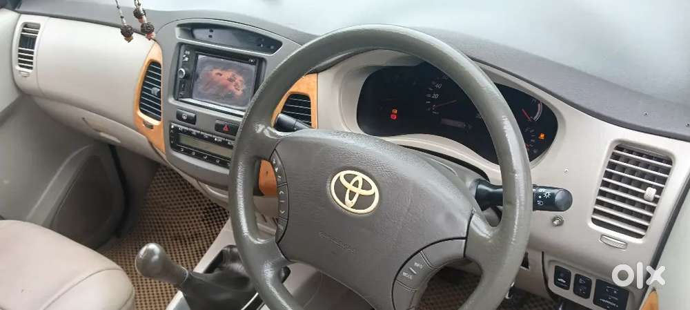 Toyota Innova Diesel 2010 Car