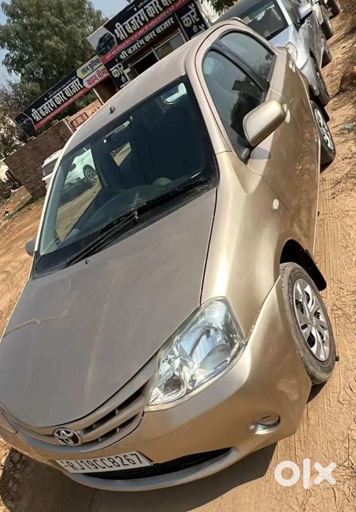 Toyota Etios Liva 2012 Diesel 130000 Km Driven
