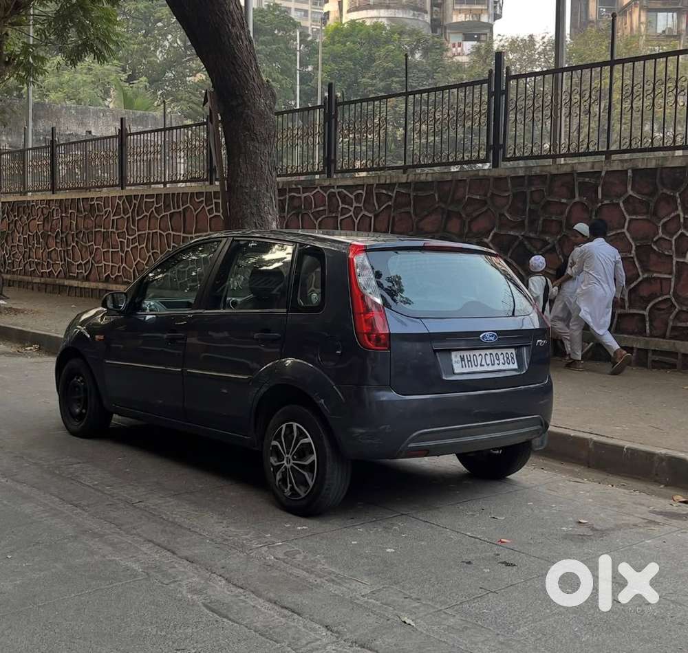 Ford Figo Petrol 2011