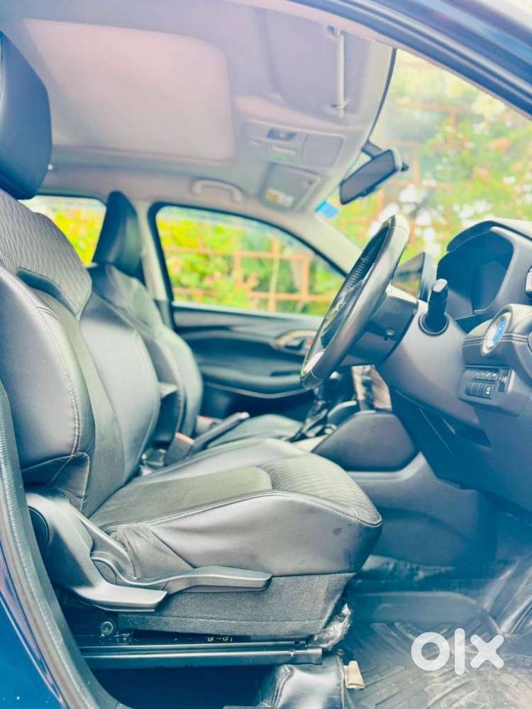 Maruti Suzuki Grand Vitara 1.5 Alpha Smart Hybrid At, 2023, Petrol