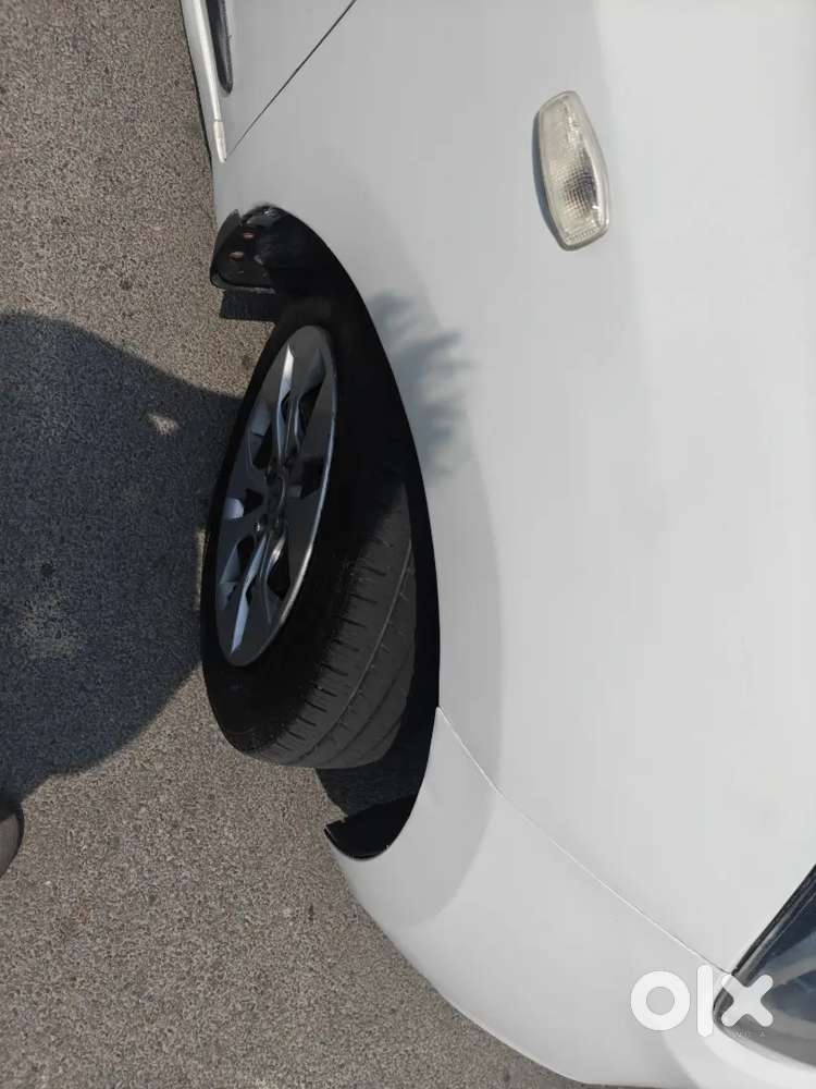 Hyundai Xcent 2018 Cng On Paper