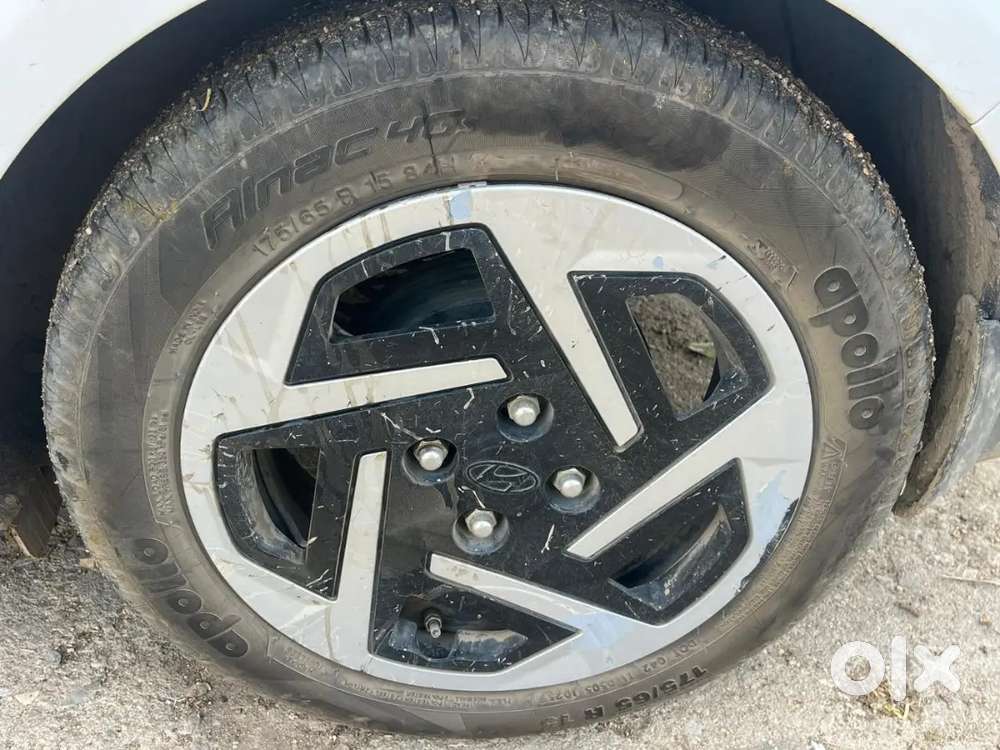 Hyundai Aura 2023 Petrol Well Maintained