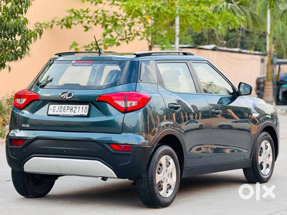 Mahindra Xuv300 1.2 W8 Amt Petrol, 2022, Petrol