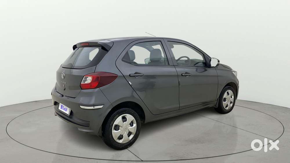 Tata Tiago 1.2 Revotron Xt Option, 2023, Petrol
