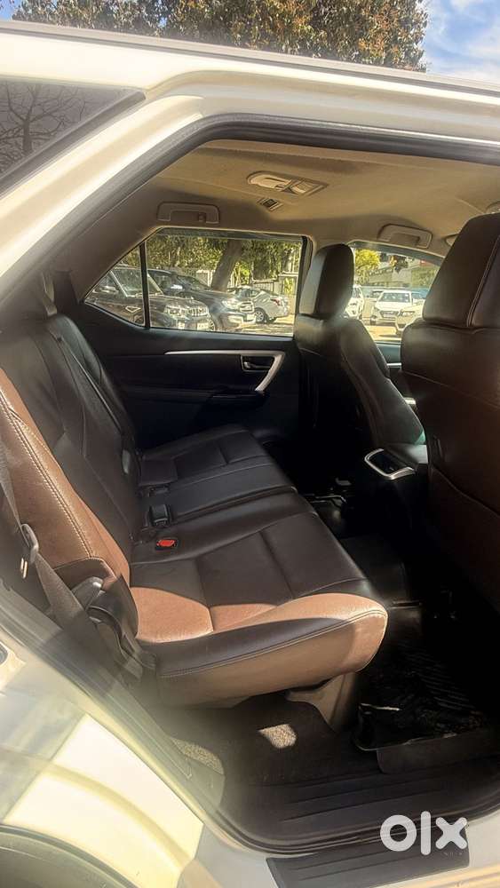 Toyota Fortuner 4x2 At 2.8 Diesel, 2020, Diesel