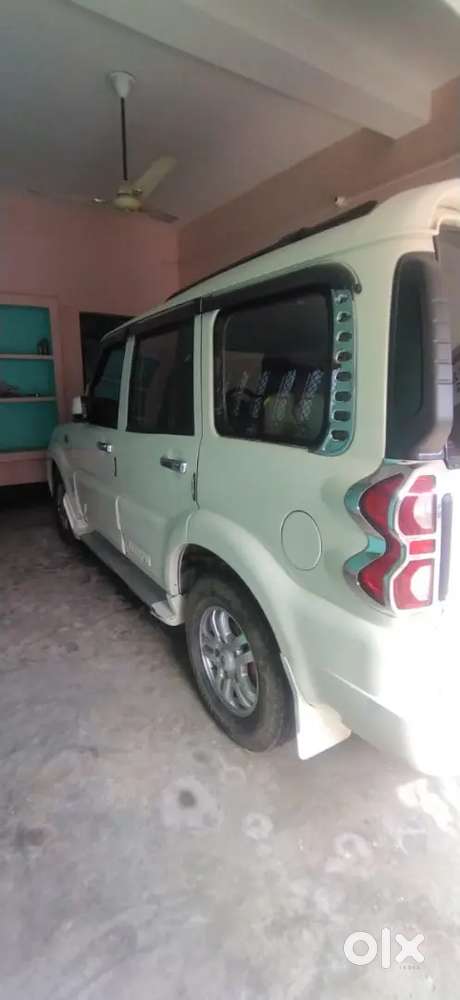 Mahindra Scorpio 2013 Diesel Well Maintained