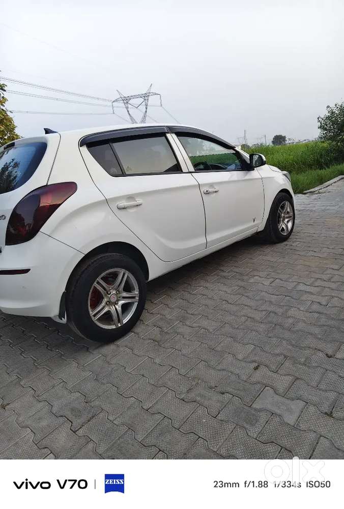 Hyundai I20 Sportz 2012