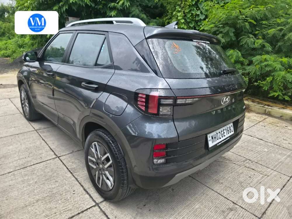 Hyundai Venue 1.0 S (o) Turbo Dct, 2024, Petrol