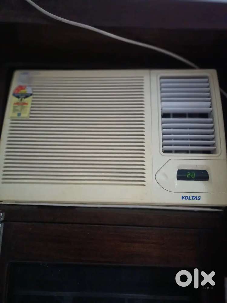 Ac 1.5 ton window