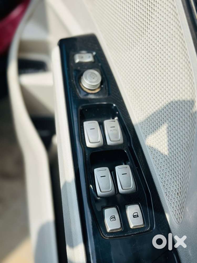 Mahindra Xuv300 W8 Option Diesel, 2019, Diesel