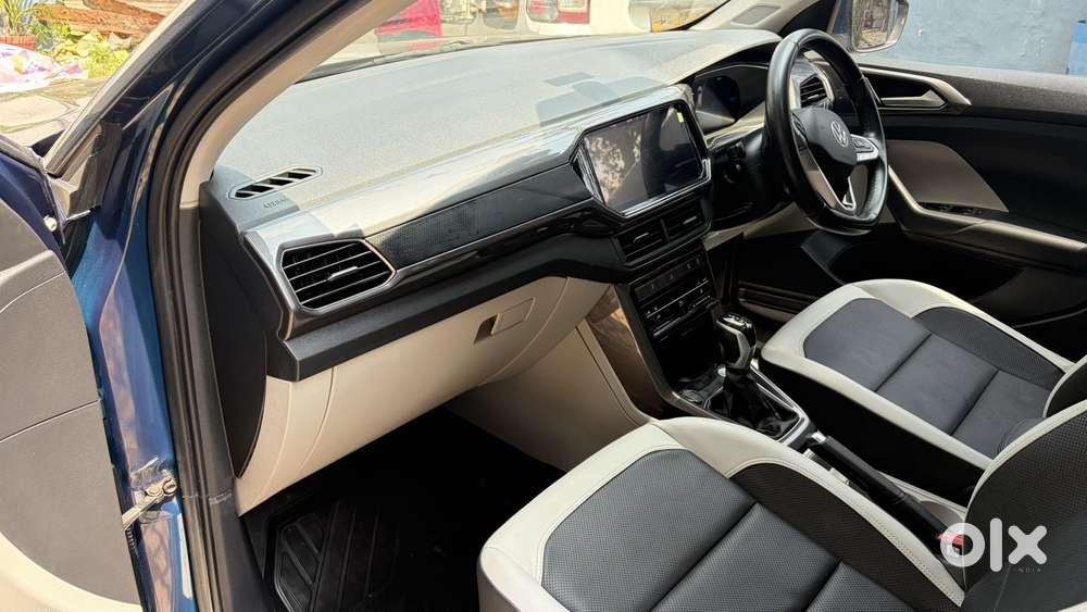 Volkswagen Taigun 1.0 Tsi Topline At, 2024, Petrol