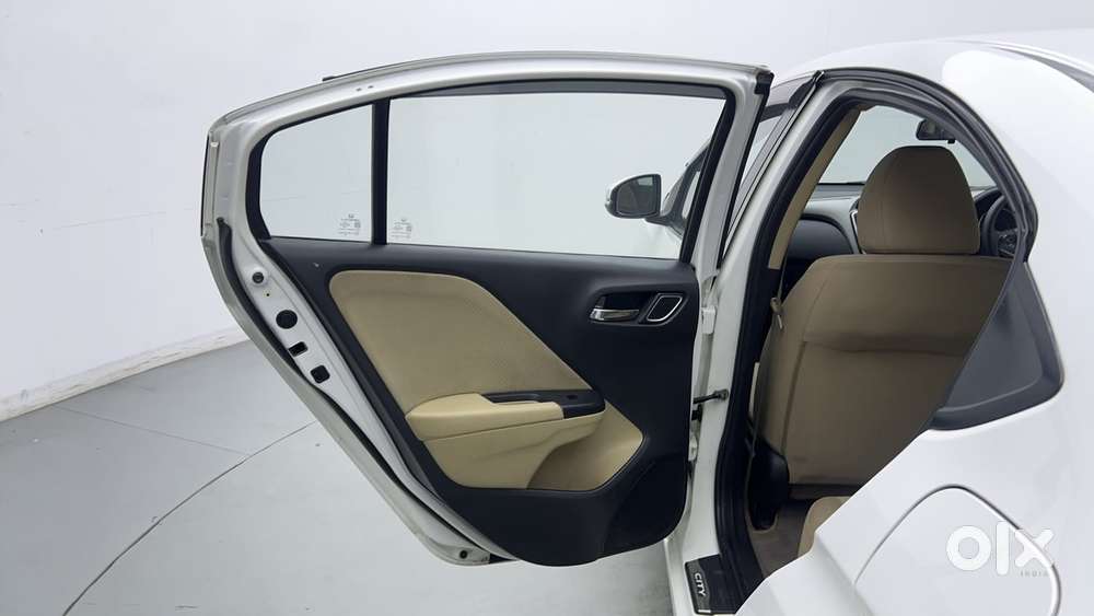 Honda City I-vtec V, 2018, Petrol