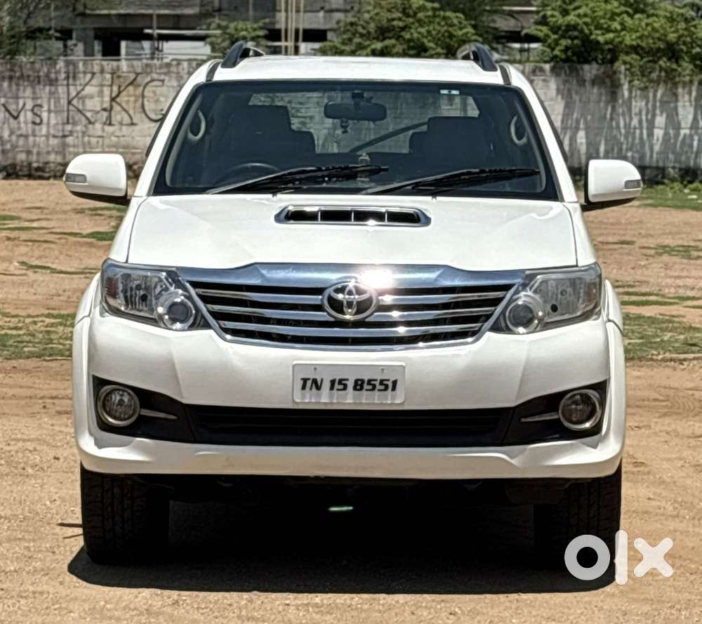Toyota Fortuner 4X2 AT 2.8 Diesel, 2015, Diesel