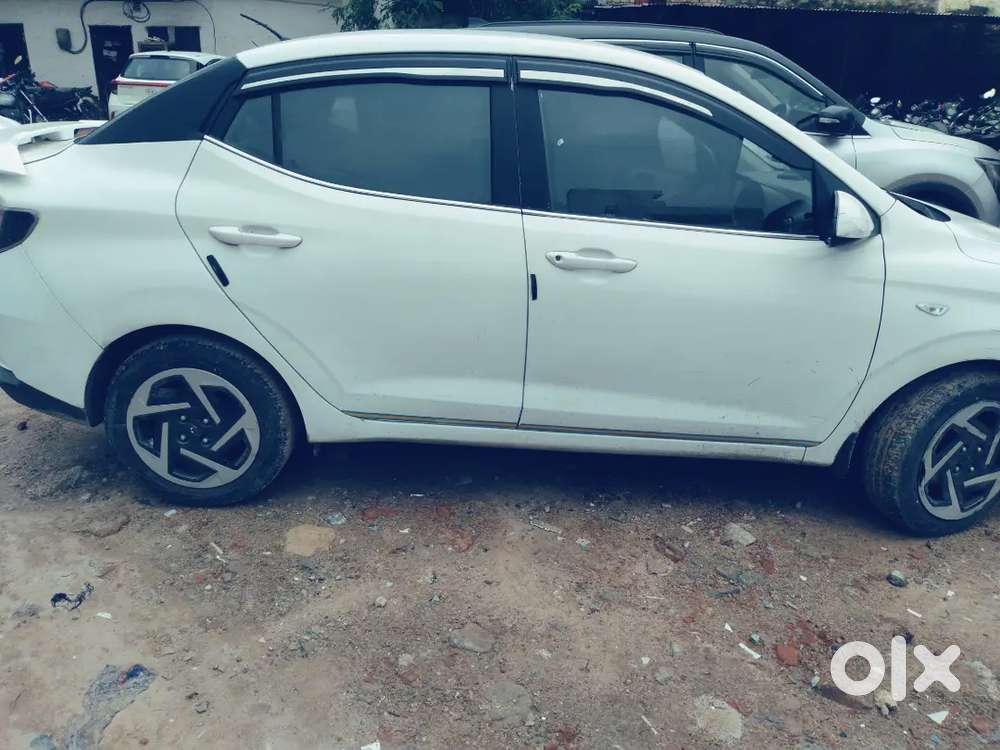 Hyundai Aura Sx 2024