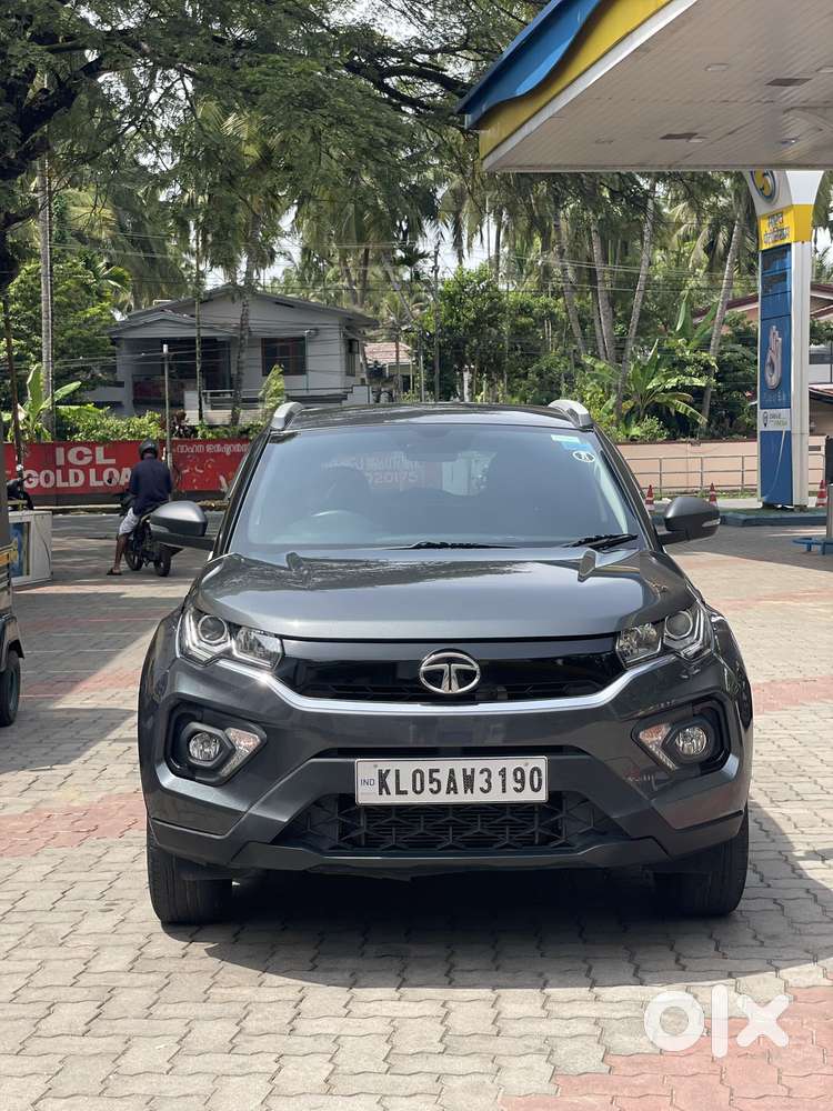 Tata Nexon Amt 1.2 Revotron Xma, 2020, Petrol