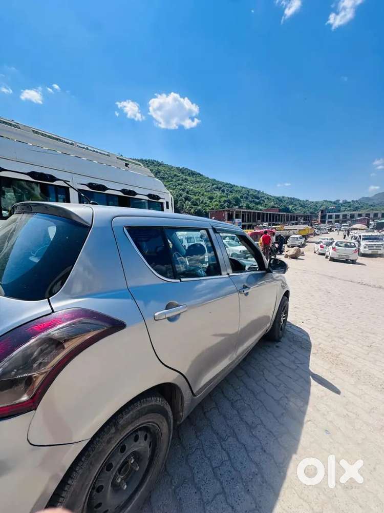 Maruti Suzuki Swift 2016 Petrol 85000 Km Driven