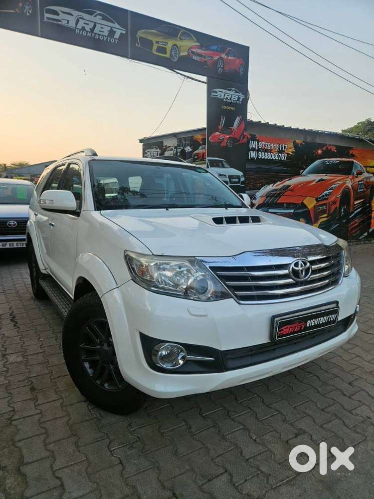 Toyota Fortuner 3.0 4x2 Automatic, 2013, Diesel