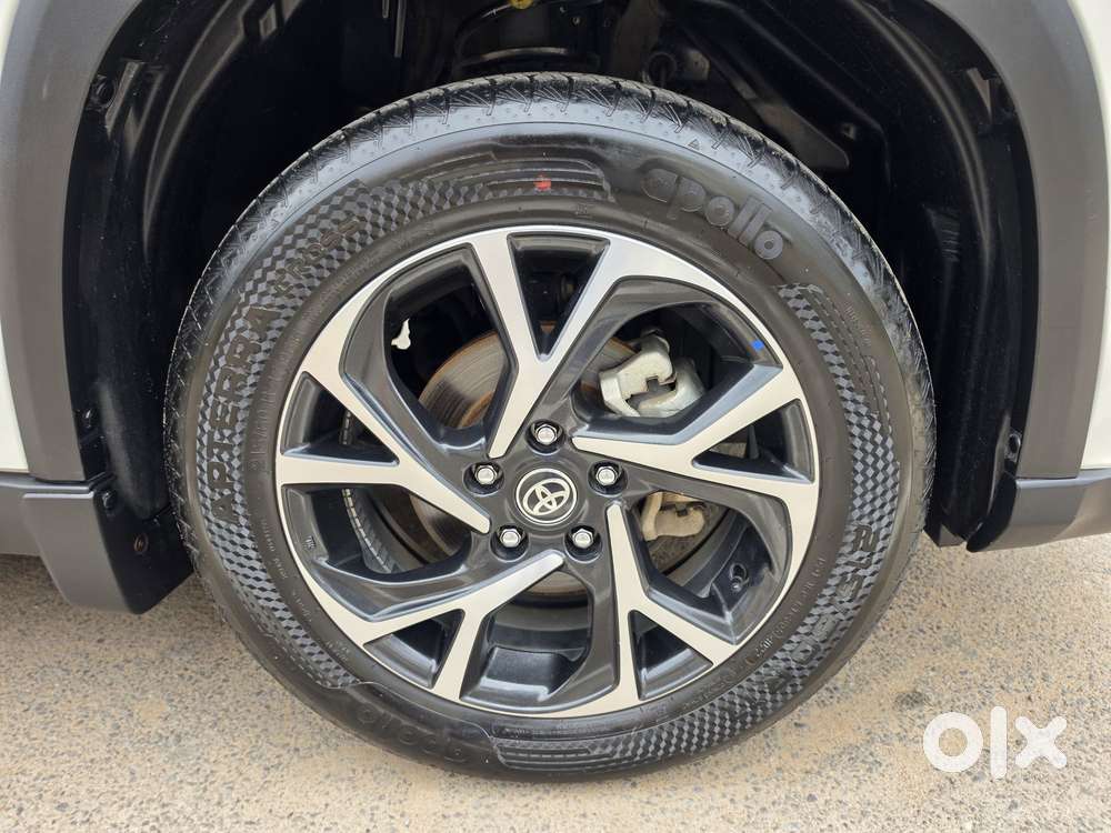 Toyota Urban Cruiser Hyryder 1.5 V Neo Drive At, 2022, Petrol