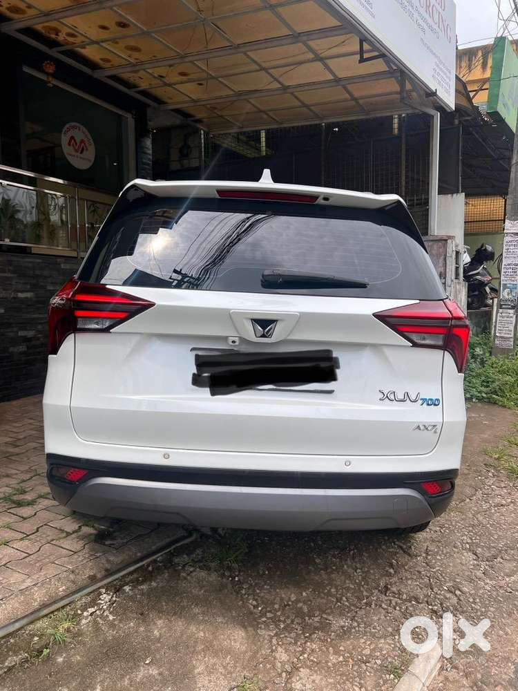 Mahindra Xuv700 (luxury) Top Model