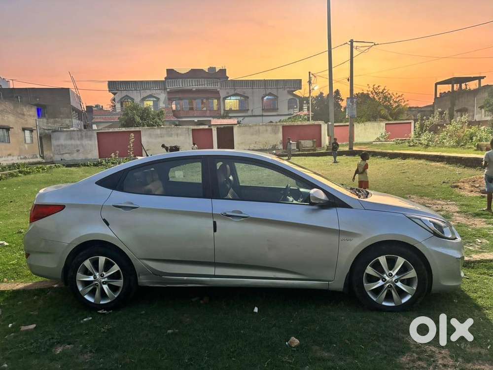 Hyundai Fluidic Verna 2011 Petrol Well Maintained