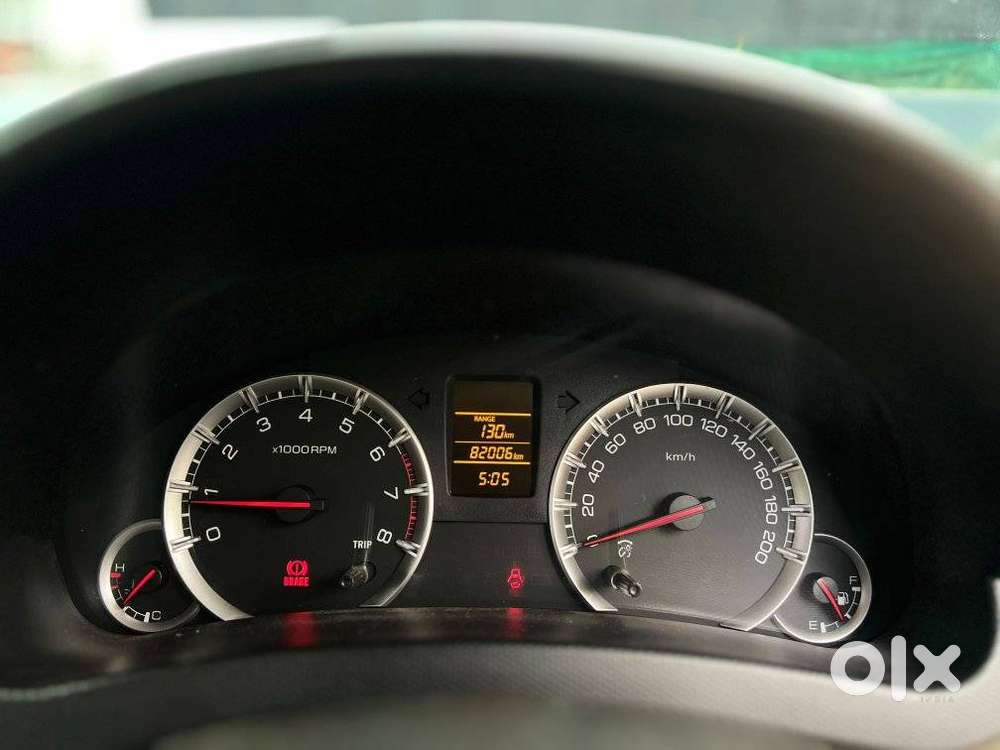 Maruti Suzuki Swift Dzire Vxi Optional, 2013, Petrol
