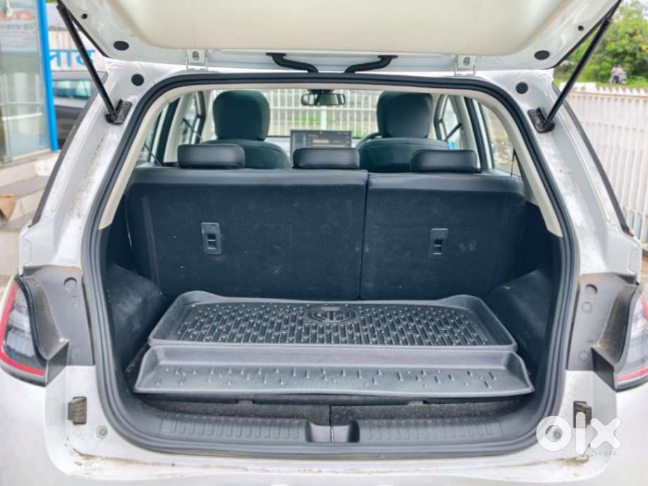 Mg Windsor Ev Essence, 2025, Electric