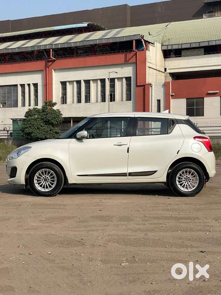Maruti Suzuki Swift 1.2 Vxi (o), 2022, Petrol
