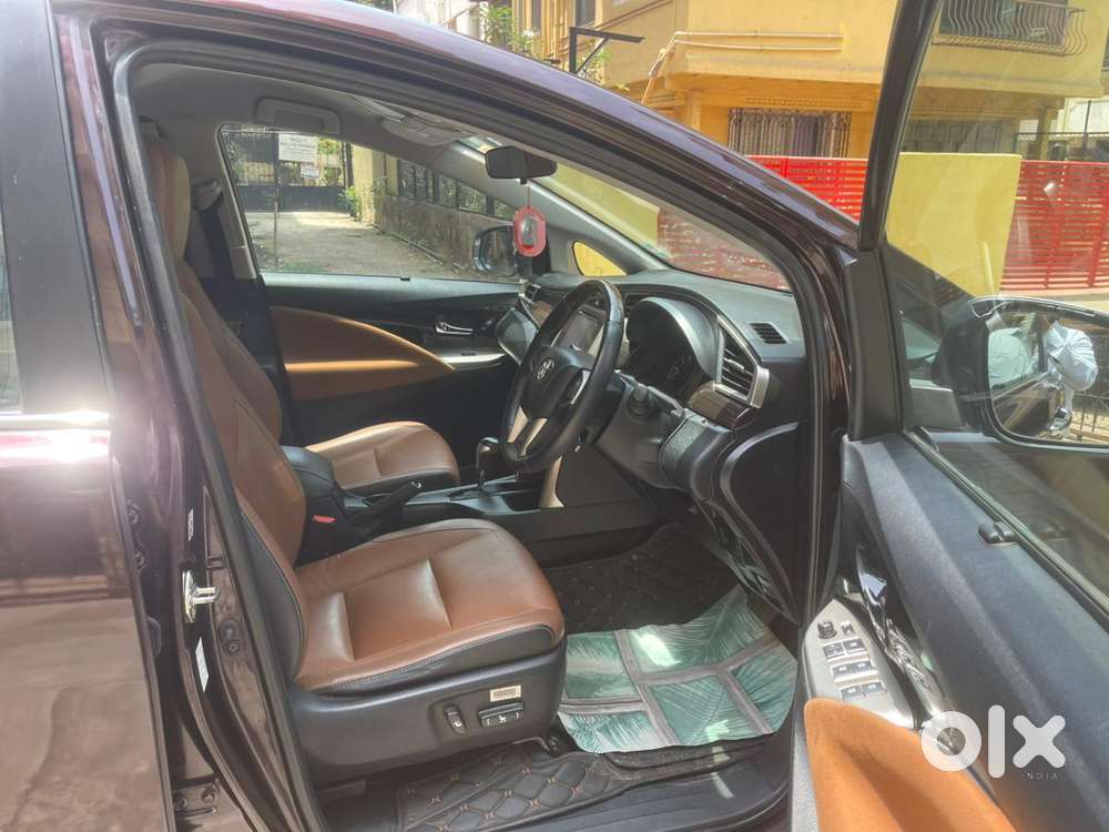Toyota Innova Crysta 2.8z Automatic, 2018, Diesel