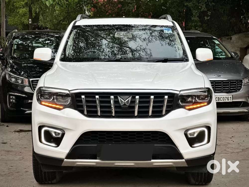 Mahindra Scorpio-n 2.0 Z8 L Petrol At 7 Str, 2023, Petrol