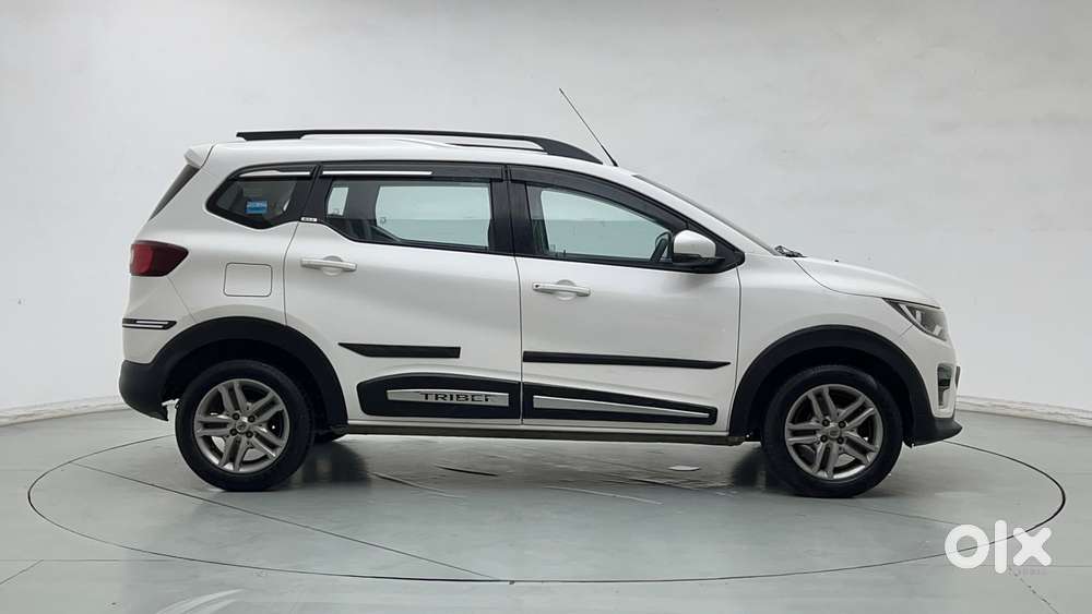 Renault Triber Rxz Easy-r Amt, 2021, Petrol