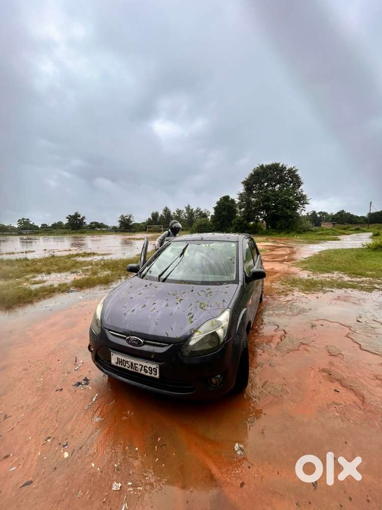 Ford Figo 1.2 Petrol 2010