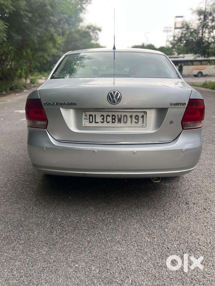 Volkswagen Vento 2010-2013 Petrol Highline, 2011, Petrol