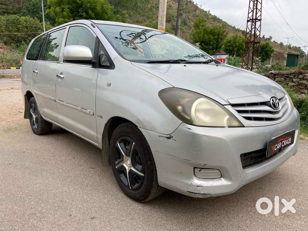 Toyota Innova 2.5 Gx 8 Str Bsiv, 2011, Diesel