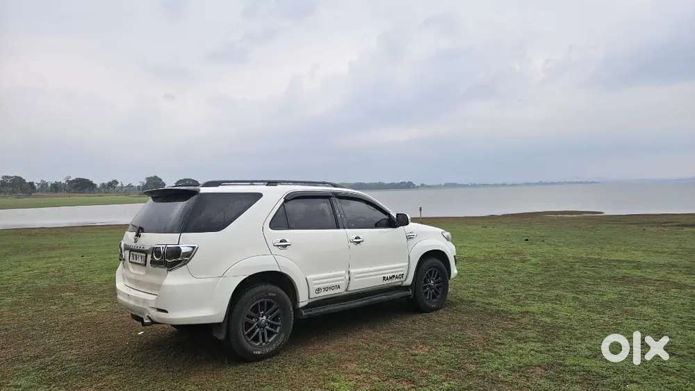Toyota Fortuner 2012 Diesel Well Maintained
